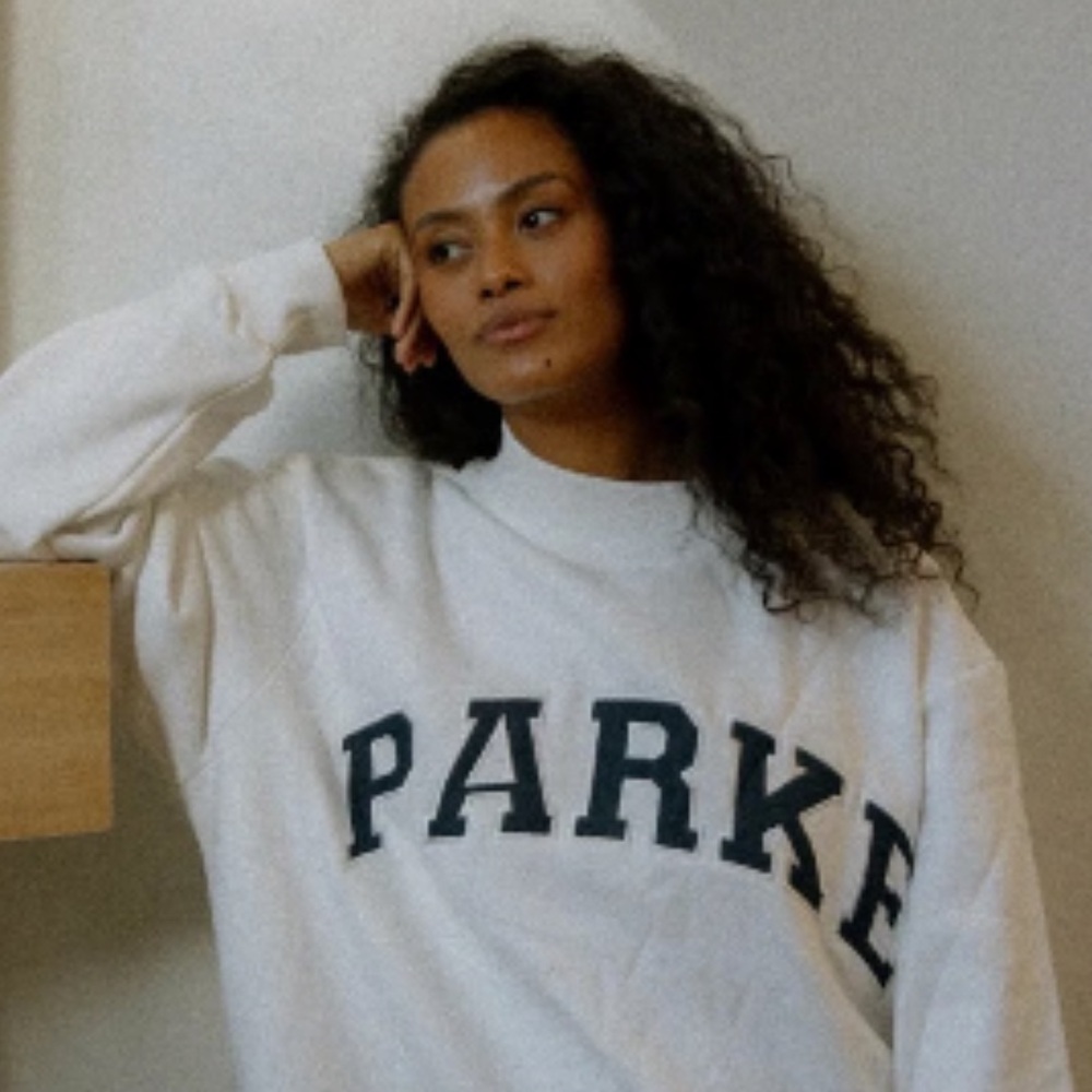 PARKE 💚🤍 L/XL MOCKNECK SWEATSHIRT